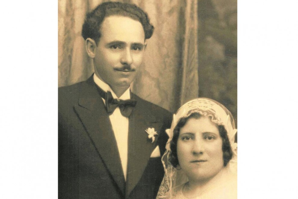 Joan Losa Campomar el día de su boda junto a su esposa.