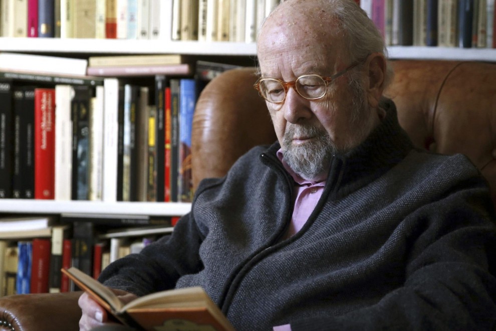 Fotografía de archivo, tomada el 17 de marzo de 2015, del escritor andaluz José Manuel Caballero Bonald, premio Cervantes en 2012, que ha fallecido en Madrid a la edad de 94 años.