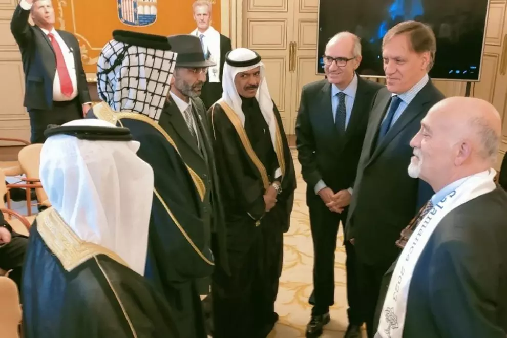 El alcalde de Salamanca, Carlos García Carbayo, y el presidente de la Diputación, Javier Iglesias, en el congreso de Peace City World.