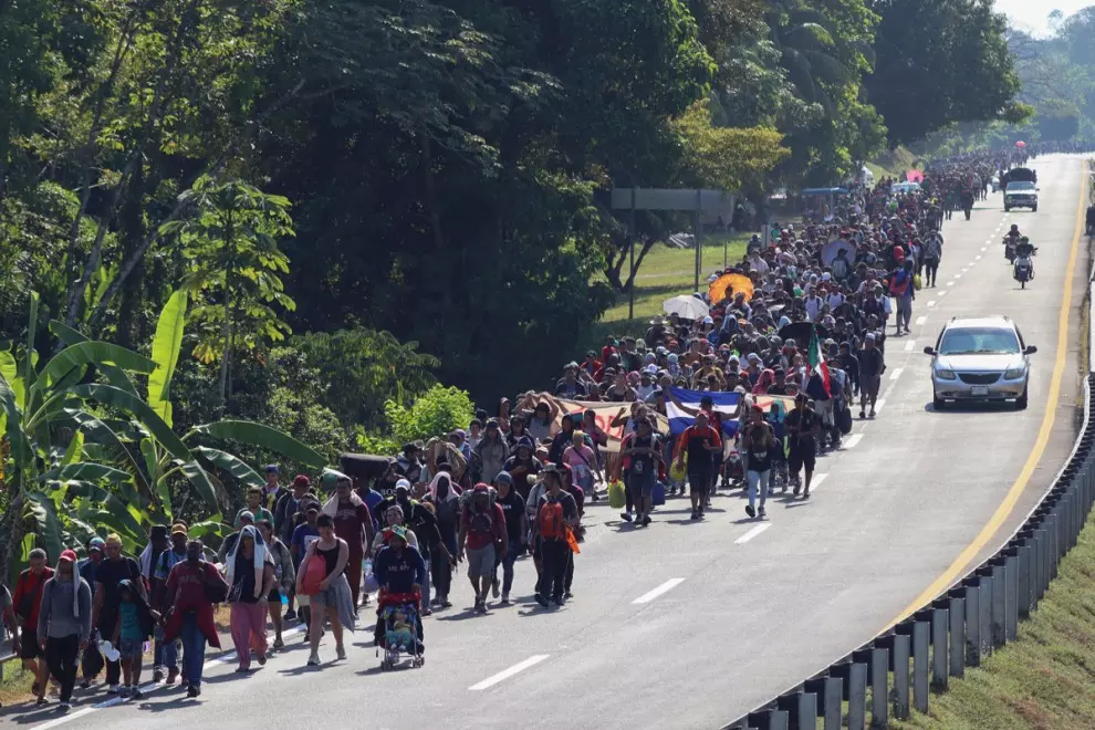 El avance de la caravana migrante presiona al Gobierno de M xico