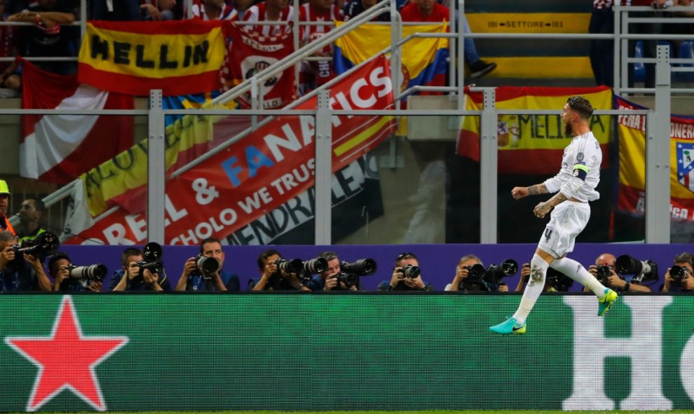 Sergio Ramos celebra su gol en la final de la Champions League, en Milán. REUTERS/ Stefan Wermuth Livepic