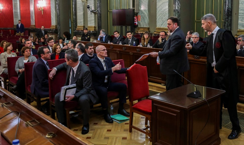 Los doce líderes independentistas acusados por el proceso soberanista catalán./EFE