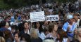 Cientos de personas se concentran en una céntrica plaza de Buenos Aires para conmemorar el primer aniversario de la muerte del fiscal argentino Alberto Nisman/ EFE