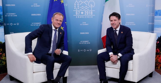 El presidente del Consejo Europeo, Donald Tusk, y el primer ministro de Italia, Giuseppe Conte. - REUTERS