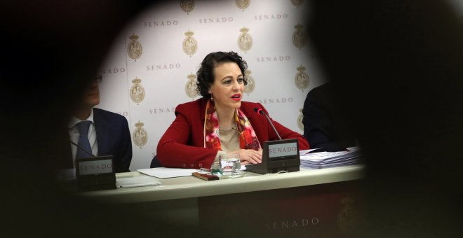 La ministra de Trabajo, Magdalena Valerio, durante su comparecencia en el Senado para informar de las líneas generales de actuación de su departamento en pleno debate sobre el futuro de las pensiones y la reforma del mercado laboral. EFE/ J.J.Guillen