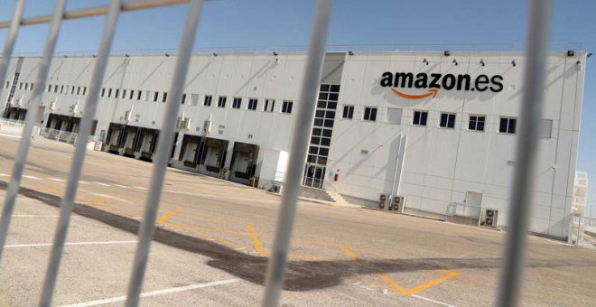 Almacén de Amazon en el municipio madrileño de San Fernando de Henares | REUTERS