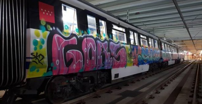 Uno de los metros afectados por los grafitis /EFE