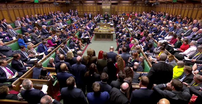 Los parlamentarios británicos, durante la votación de este miércoles. REUTERS