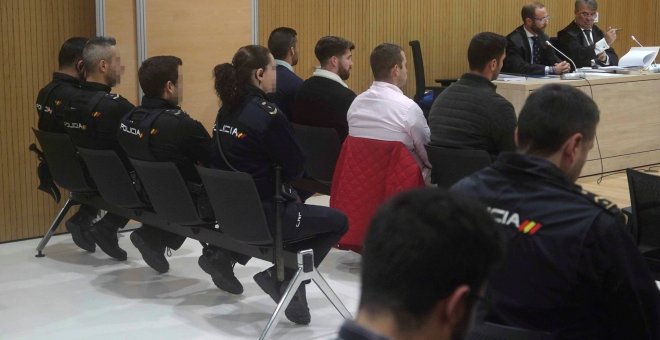 18/11/2019- Vista de los cuatro miembros de La Manada, Alfonso Jesús Cabezuelo, José Ángel Prenda, Antonio Manuel Guerrero y Jesús Escudero durante el juicio por los hechos acaecidos en Pozoblanco que se celebra en la ciudad de la Justicia de Córdoba. / E