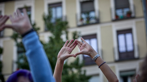  Varias mujeres participan en una concentración por el 'Dia de Acción Global por el Aborto Legal, Seguro y Accesible', a 28 de septiembre de 2021, en Madrid.- Jesús Hellín/EUROPA PRESS