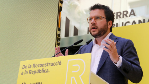 Pere Aragonès durant la seva intervanció en l'acte d'ERC per la reconstrucció.