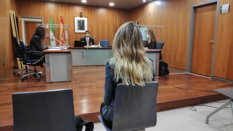 14/10/2020. -Juicio por participar en la exhibición pública, a modo de procesión, de la imagen de una vagina de plástico en 2013 en Málaga. / EUROPA PRESS - CEDIDA MG