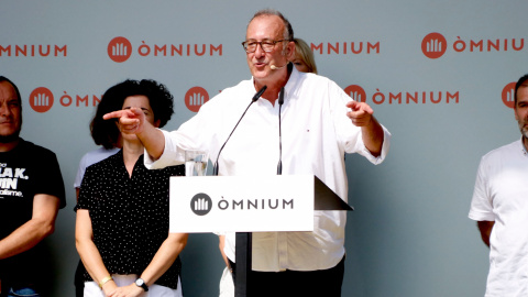 El president d'Òmnium Cultura, Xavier Antich, intervé en l'acte de l'entitat durant la Diada