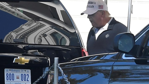 Imagen de Donald Trump en el recinto de Virginia donde juega al golf.