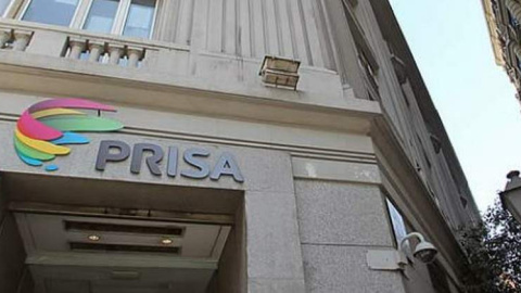 Entrada de la sede del Grupo Prisa, en la Gran Vía madrileña.