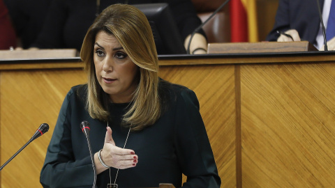 La presidenta andaluza, Susana Díaz, en su primera intervención en el debate sobre el estado de la Comunidad, en el Parlamento de Andalucía en Sevilla. EFE/ Jose Manuel Vidal.