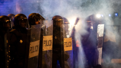 Imagen de archivo de un grupo de antidisturbios durante una manifestación.