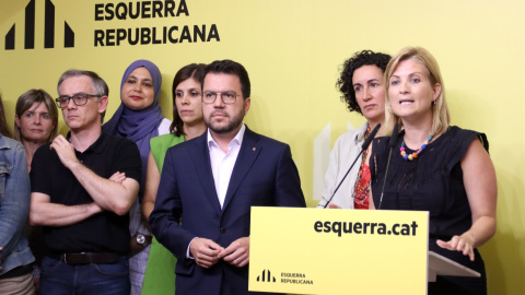 29/07/2024 - La cúpula d'ERC, amb la portaveu del partit, Raquel Sans, el president del Govern, Pere Aragonès, o la secretària general, Marta Rovira, en la roda de premsa d'aquest dilluns.