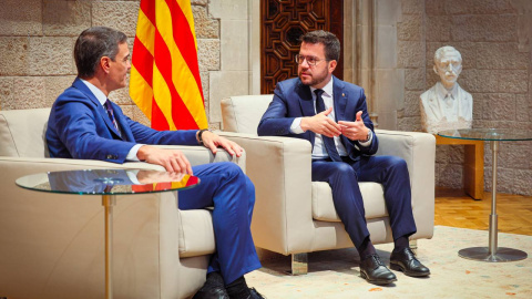 El president de la Generalitat, Pere Aragonès, i el president del govern espanyol, Pedro Sánchez, s'han reunit al Palau de la Generalitat.