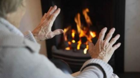 El invierno será más costoso que los anteriores para las familias españolas. - EFE