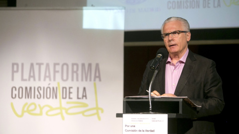 El exjuez Baltasar Garzón interviene durante la presentación de la iniciativa "Por una comisión de la verdad en el Parlamento", en Madrid. EFE/Alvaro Calvo