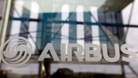 El logo de Airbus en sus instalaciones en Colomiers, cerca de la localidad francesa de Toulouse. REUTERS/Regis Duvignau