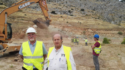 Caballero y Navarro en la primera jornada de trabajo en el Peñón del Colorado