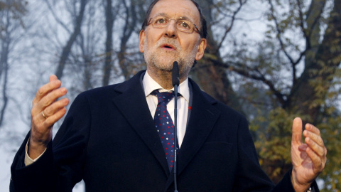 El presidente del Gobierno y del Partido Popular, Mariano Rajoy, en su mitin de precampaña en Benavente (Zamora). EFE/Mariam A. Montesinos