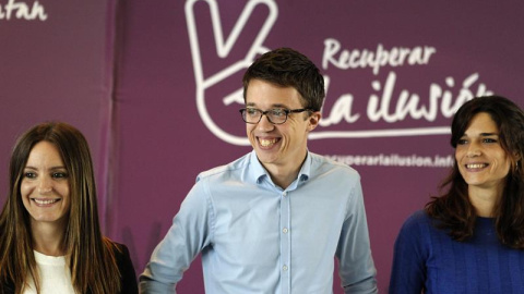 El dirigente de Podemos Íñigo Errejón, c., que lidera el grupo "Recuperar la ilusión", en el acto celebrado hoy en el Circulo de Bellas en el que presentó las propuestas de esta corriente de Podemos de cara a la asamblea nacional de este pa