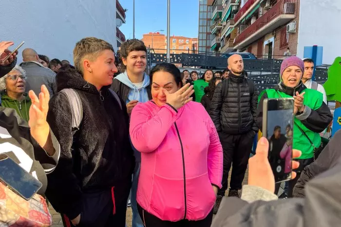 'Pili se queda': posponen al 31 de octubre el tercer intento de desahucio de una mujer víctima de violencia de género en Vallecas