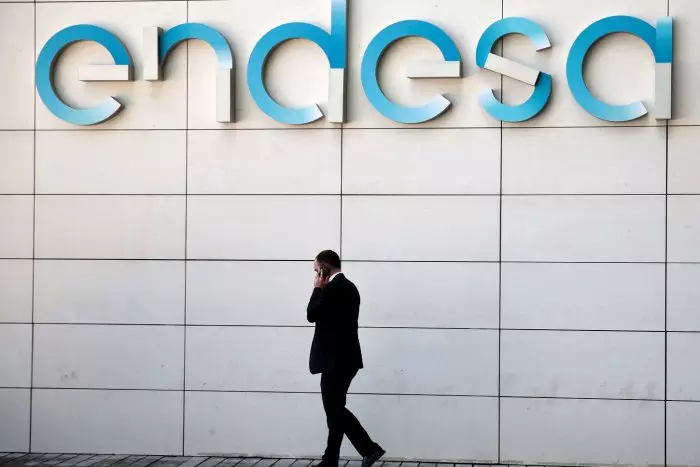 Endesa invertirá 9.600 millones en redes eléctricas entre 2025 y 2027