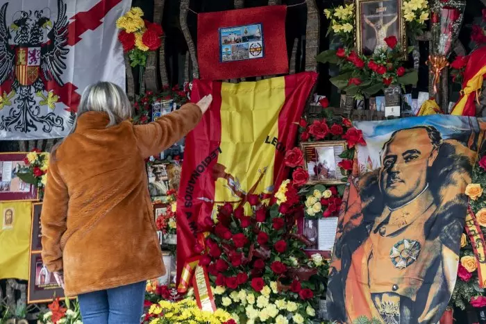 La ARMH pide al Gobierno que sancione a la Iglesia por celebrar misas por Franco el 20N