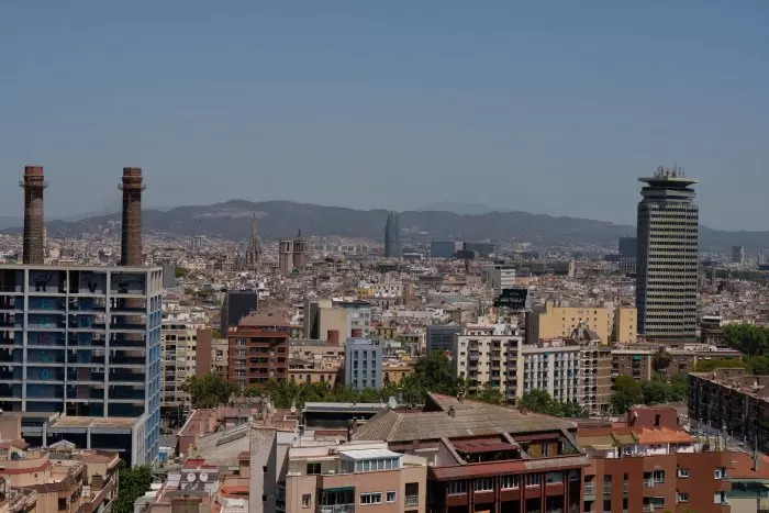 Los alquileres en Barcelona han subido un 70% la última década, cuatro veces más que los salarios