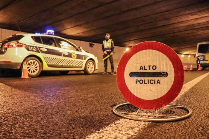 La Policía rescata en Alacant a una mujer retenida y agredida por su expareja