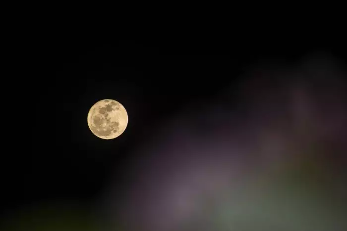 La sonda china Chang'e 6 trae a la Tierra muestras de la cara oculta de la Luna por primera vez en la historia
