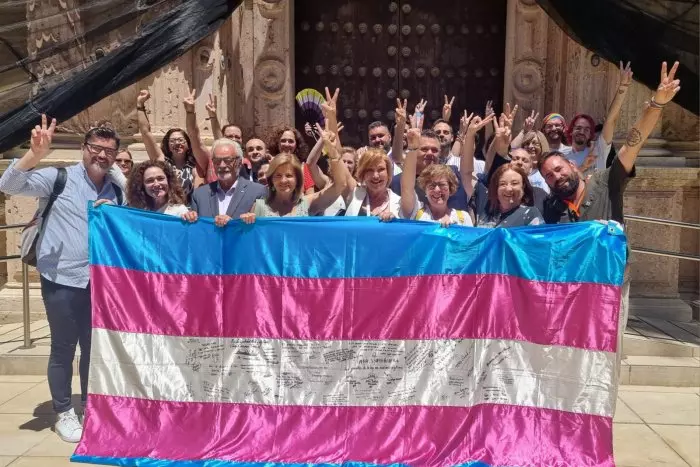 Diez años de ley trans andaluza: la primera en despatologizar la transexualidad del Estado y con el apoyo del PP