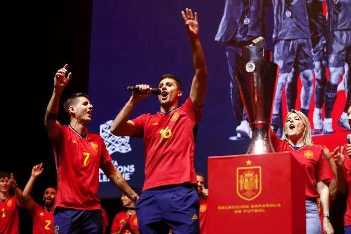 La UEFA abre expediente a Rodri y Morata por cantar 'Gibraltar es español' en la celebración de la Eurocopa
