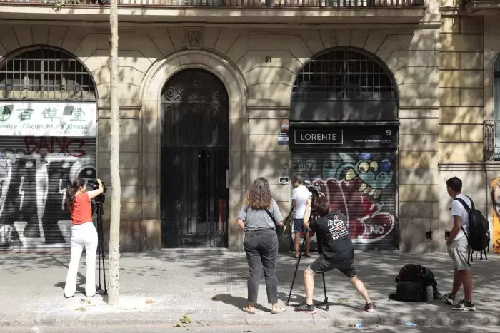 Ordenan prisión para el hombre que agredió e hirió gravemente a su pareja en Barcelona