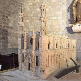 Maqueta de Santa Maria del Mar, en interior de la basílica, en Barcelona.