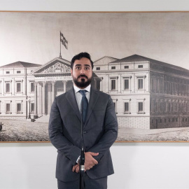  El eurodiputado Luis 'Alvise' Pérez Fernández, líder de la agrupación Se Acabó La Fiesta, ofrece una rueda de prensa en el Congreso de los Diputados (Madrid, España). - Eduardo Parra / Europa Press