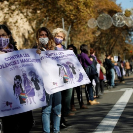 Manifestació feminista als carrers de Barcelona contra la violència masclista