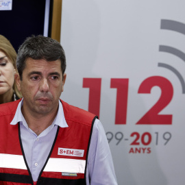 El president de la Generalitat, Carlos Mazón, minutos antes de una comparecencia de prensa.