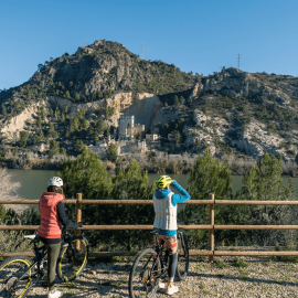 L'oferta de la comarca gira entorn de la natural, com la Via Verda del Val del Zafán