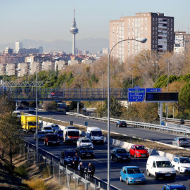 Vista de Madrid por la salida de la carretera a Valencia. EFE