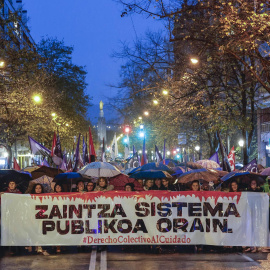 Miles de personas se han manifestado este jueves 30 de noviembre de 2023 por las calles de Bilbao convocadas por el movimiento feminista y los sindicatos ELA, LAB, STEILAS, ESK, EHNE, ETXALDE, CGT e HIRU.