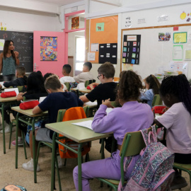 Pla general d'una aula de 4rt de l'escola Dali de Figueres