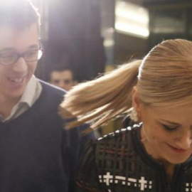 Iñigo Errejón y Cristina Cifuentes en un de desayuno informativo. Foto: EFE