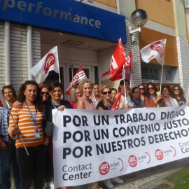 Protesta de teleoperadores en Cantabria. E.P.