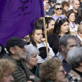 Concentración convocada este domingo por el movimiento feminista de Pasaia en protesta por el asesinato machista de este sábado, a 1 de diciembre de 2024.