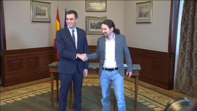 Sánchez e Iglesias firman un preacuerdo de Gobierno de coalición para desbloquear la situación política